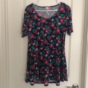 LuLaRoe Perfect T